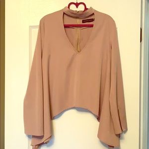 Women’s Champagne Sz 6 Lavish Alice Shark Bite Top